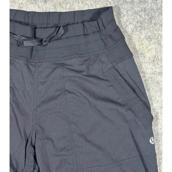 Lululemon Dance Studio Cropped Pants Women’s 6 Black Wide Leg Baggy 20” Inseam - Picture 3 of 8